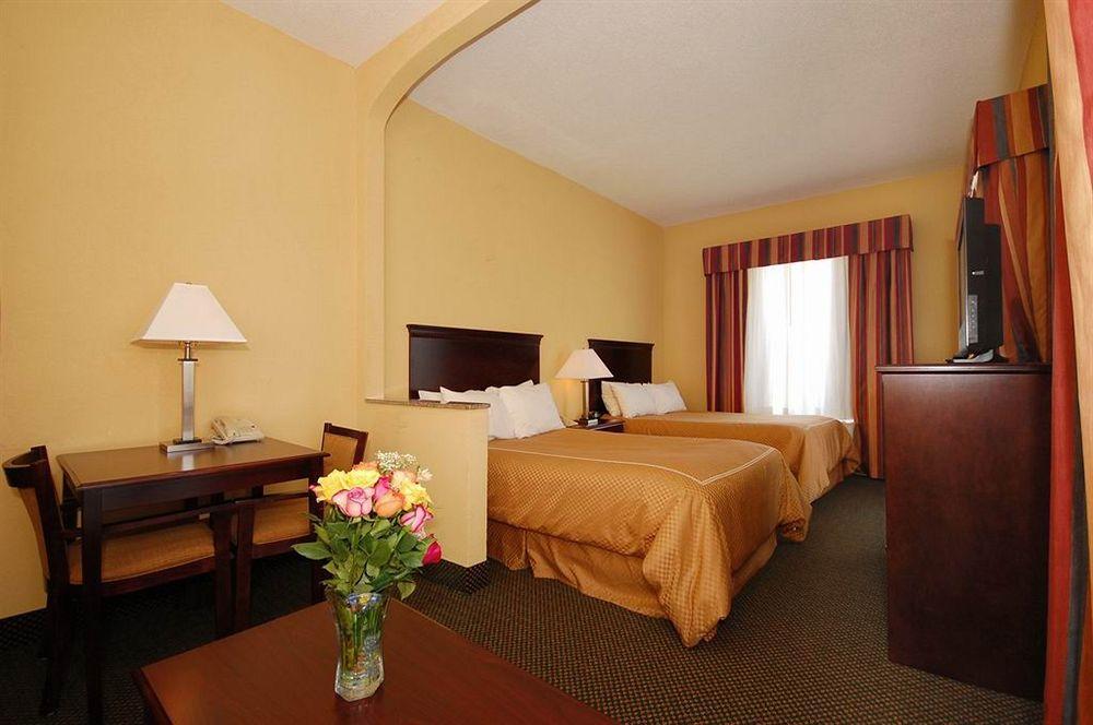 Comfort Suites Columbus State University Area Oda fotoğraf