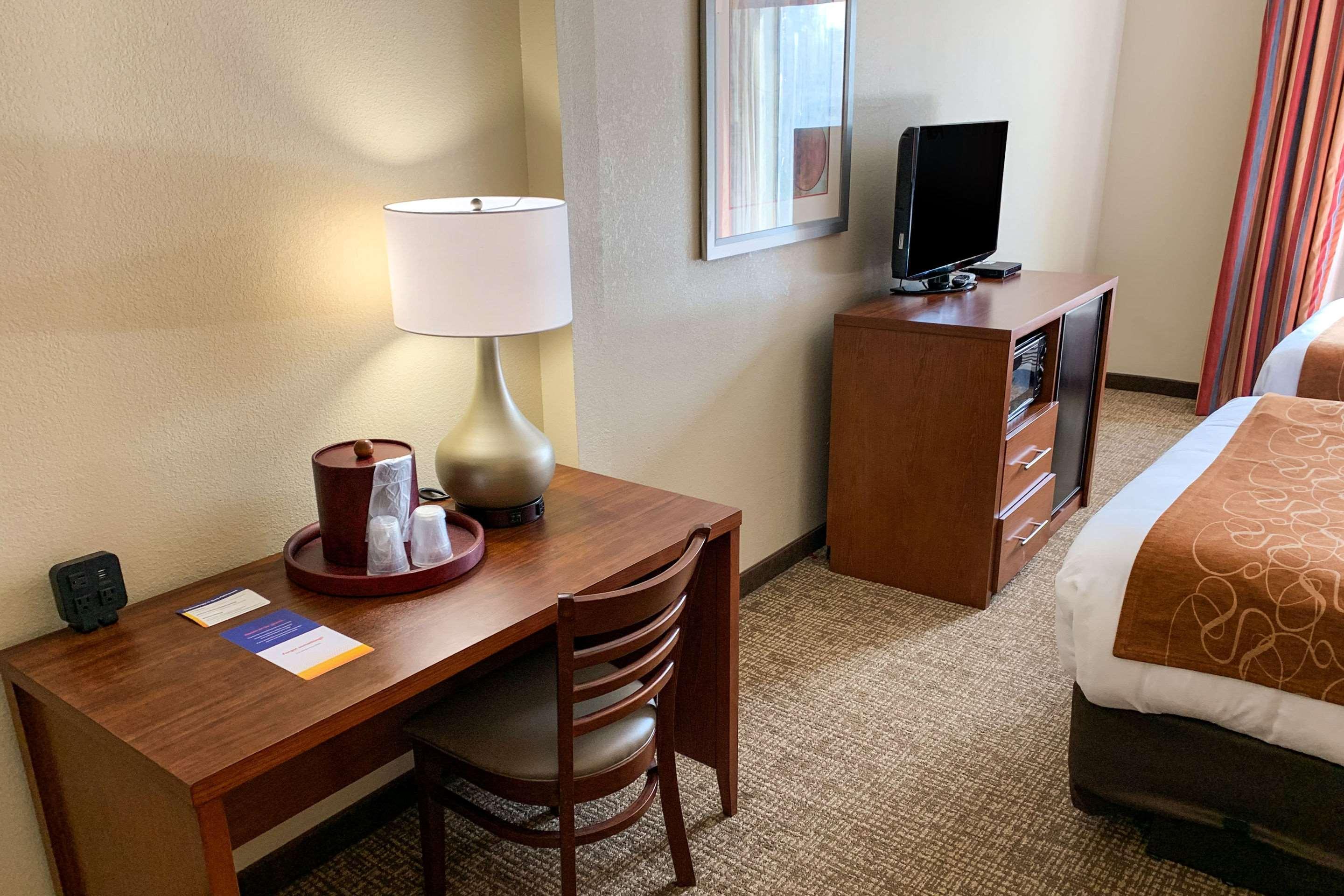 Comfort Suites Columbus State University Area Dış mekan fotoğraf